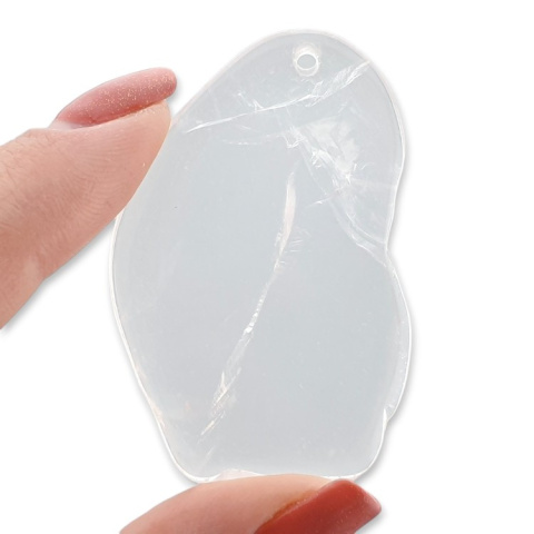 Pink quartz slice with hole 51x34 mm no 13 Pink quartz slice with hole 51x34 mm no 13