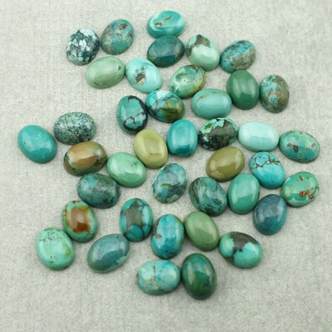 Tibetan turquoise cabochon 8x6 mm 1 pc. Tibetan turquoise cabochon 8x6 mm 1 pc.