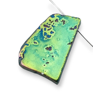 Titanium agate slice with hole 32x22 mm no 252