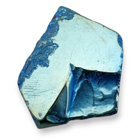 Titanium agate slice with hole 35x29 mm no 68 Titanium agate slice with hole 35x29 mm no 68