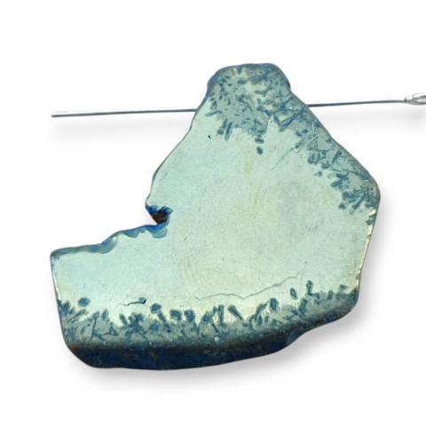 Titanium agate slice with hole 36x30 mm no. 105 Titanium agate slice with hole 36x30 mm no. 105