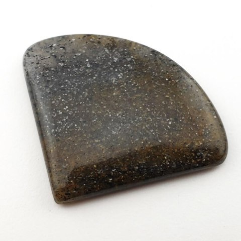 Czarny kamień słoneczny kaboszon 46x37 mm nr 17 Czarny kamień słoneczny kaboszon 46x37 mm nr 17