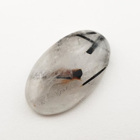 Kwarc z turmalinem kaboszon 31x18 mm nr 55 Kwarc z turmalinem kaboszon 31x18 mm nr 55