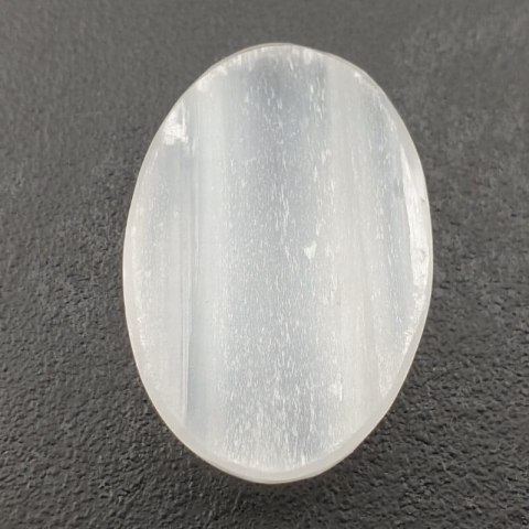 Selenite cabochon 37x25 mm no. 22 Selenite cabochon 37x25 mm no. 22