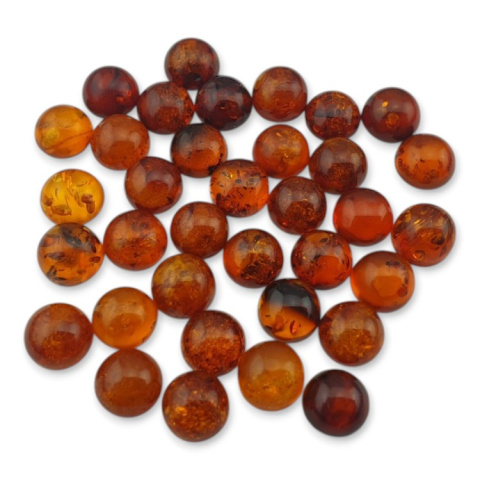 Baltic amber cabochon fi 8 mm 1 pc Baltic amber cabochon fi 8 mm 1 pc
