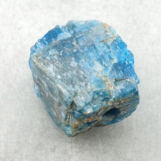 Apatyt bryłka z dziurką 25x21 mm nr 101