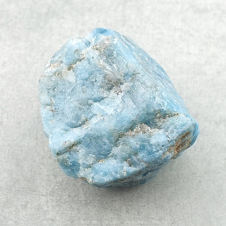 Apatyt bryłka z dziurką 30x23 mm nr 81