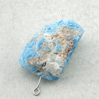 Apatyt bryłka z dziurką 33x22 mm nr 103