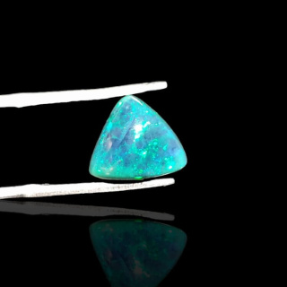 Czarny Opal Etiopski 10x10 mm nr 906