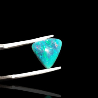 Czarny Opal Etiopski 10x10 mm nr 906