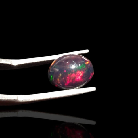 Black Ethiopian Opal 10x8 mm No. 916 Black Ethiopian Opal 10x8 mm No. 916