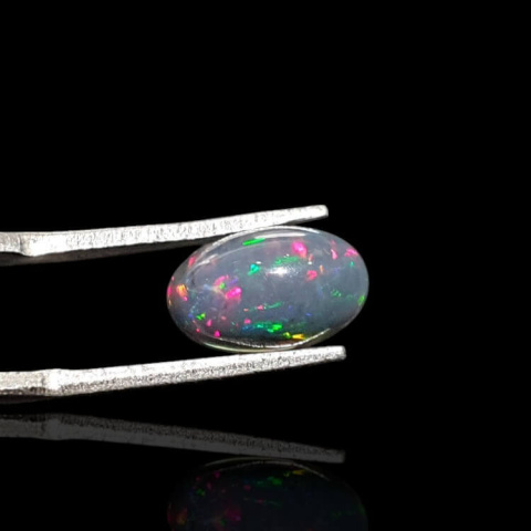 Black Ethiopian Opal 11x7 mm No. 890 Black Ethiopian Opal 11x7 mm No. 890