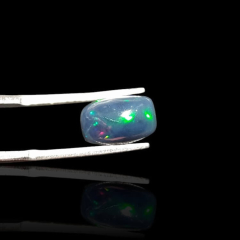 Black Ethiopian Opal 11x7 mm No 907 Black Ethiopian Opal 11x7 mm No 907