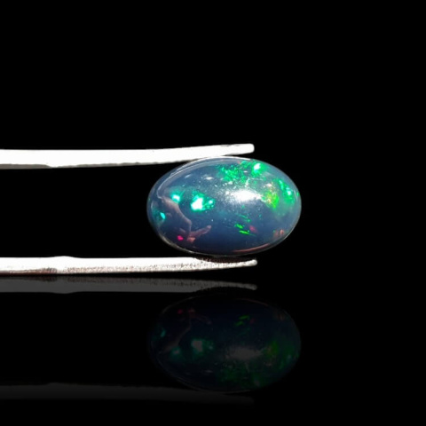 Black Ethiopian Opal 13x8 mm no 868 Black Ethiopian Opal 13x8 mm no 868
