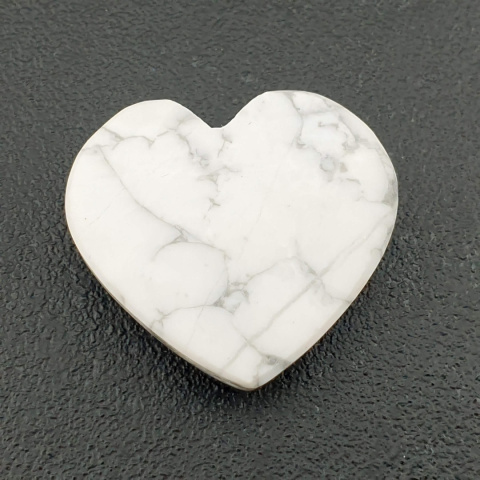 Howlite cabochon heart 25x23 mm no 3 Howlite cabochon heart 25x23 mm no 3