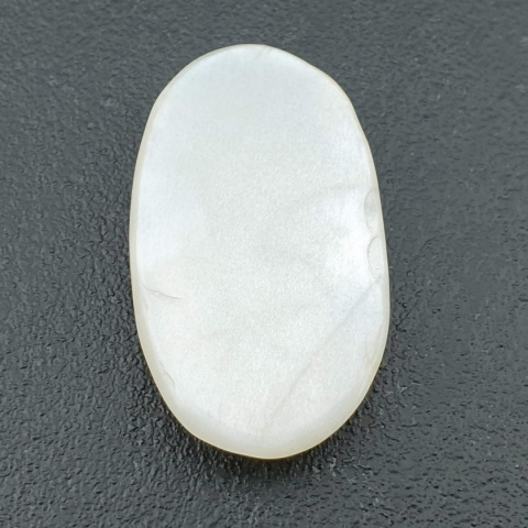 White moonstone cabochon 38x22 mm nr G42 White moonstone cabochon 38x22 mm nr G42