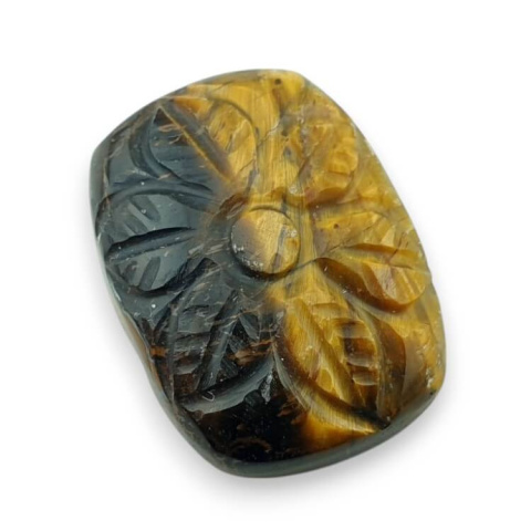 Tiger's eye cabochon carving 25x19 mm no. 2 Tiger's eye cabochon carving 25x19 mm no. 2