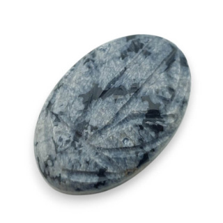 Snow obsidian carved cabochon 28x18 mm no 32