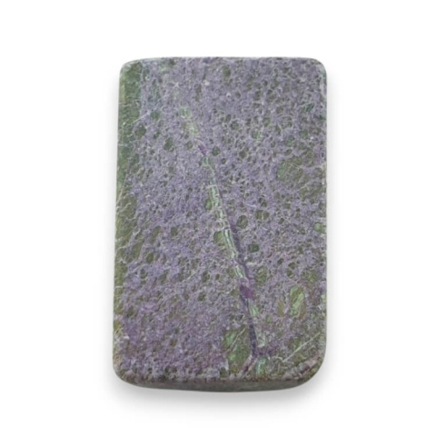 Stichtite carved cabochon 21x13 mm no 8 Stichtite carved cabochon 21x13 mm no 8