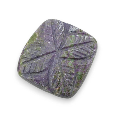 Stichtite carved cabochon 21x20 mm no 10 Stichtite carved cabochon 21x20 mm no 10