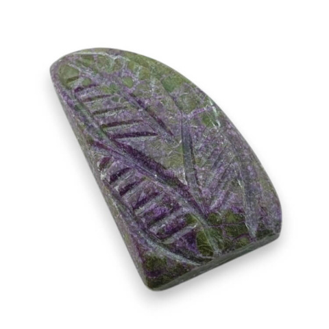 Stichtite carved cabochon 24x14 mm no 35 Stichtite carved cabochon 24x14 mm no 35