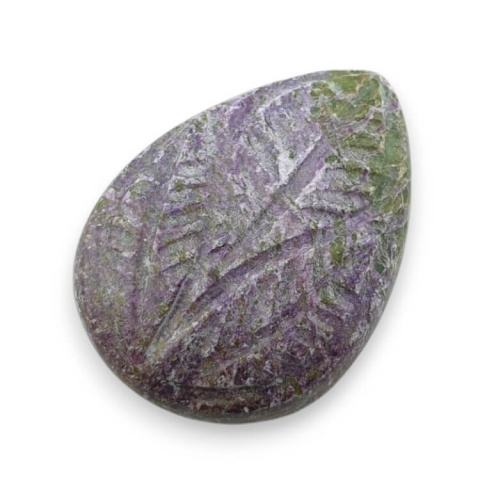 Stichtite carved cabochon 24x18 mm no 55 Stichtite carved cabochon 24x18 mm no 55