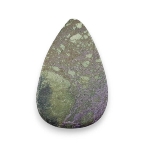 Stichtite carved cabochon 25x15 mm no. 46 Stichtite carved cabochon 25x15 mm no. 46