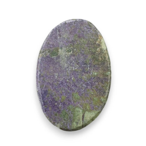 Stichtyton carved cabochon 25x16 mm no. 52 Stichtyton carved cabochon 25x16 mm no. 52