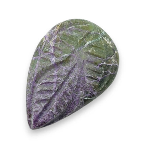 Stichtite carved cabochon 25x17 mm no 37 Stichtite carved cabochon 25x17 mm no 37