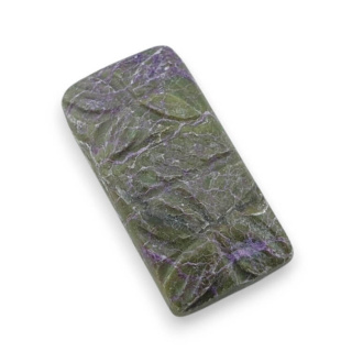 Stichtite carved cabochon 27x14 mm no 39