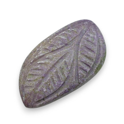 Stichtite carved cabochon 28x16 mm no 17 Stichtite carved cabochon 28x16 mm no 17