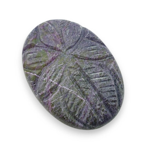 Stichtite carved cabochon 32x23 mm no 16 Stichtite carved cabochon 32x23 mm no 16