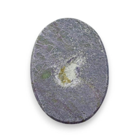 Stichtite carved cabochon 32x23 mm no 16 Stichtite carved cabochon 32x23 mm no 16