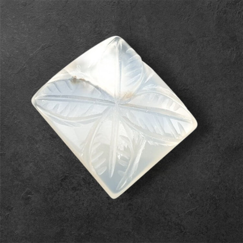 Agate montana carved cabochon 20x17 mm no. 31 Agate montana carved cabochon 20x17 mm no. 31