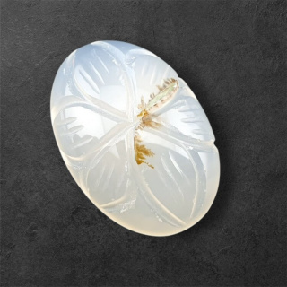 Agat montana kaboszon carving 22x15 mm nr 83