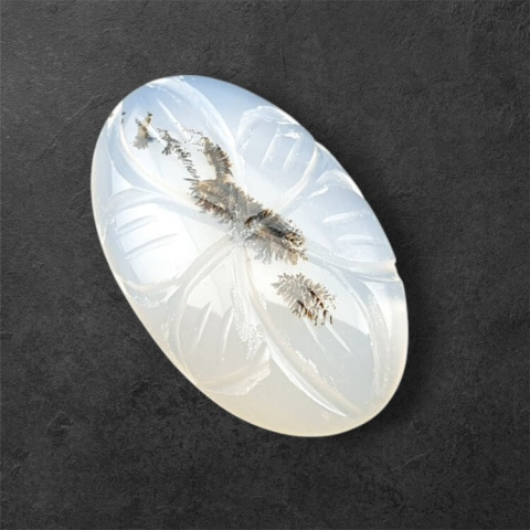 Agat montana kaboszon carving 24x15 mm nr 74 Agat montana kaboszon carving 24x15 mm nr 74