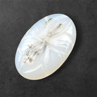 Agat montana kaboszon carving 25x16 mm nr 19