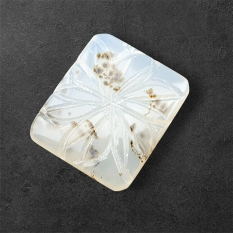 Agate montana carved cabochon 25x21 mm no. 52 Agate montana carved cabochon 25x21 mm no. 52