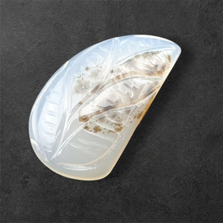 Agat montana kaboszon carving 29x17 mm nr 49