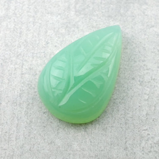 Chalcedon chryzo kaboszon carving 21x14 mm nr 86