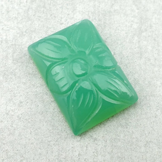Chalcedon chryzo kaboszon carving 22x15 mm nr 44