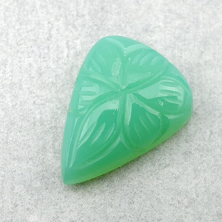 Chalcedon chryzo kaboszon carving 22x17 mm nr 53