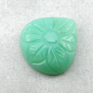 Chalcedon chryzo kaboszon carving 22x21 mm nr 77