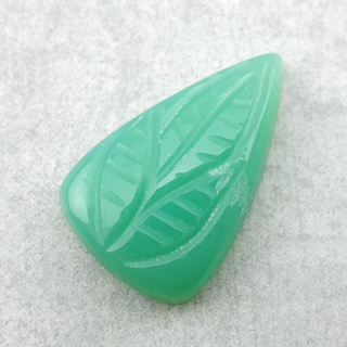 Chalcedon chryzo kaboszon carving 23x14 mm nr 89