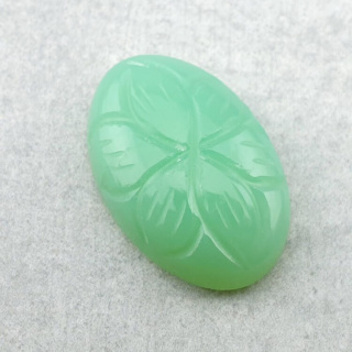 Chalcedon chryzo kaboszon carving 23x15 mm nr 84