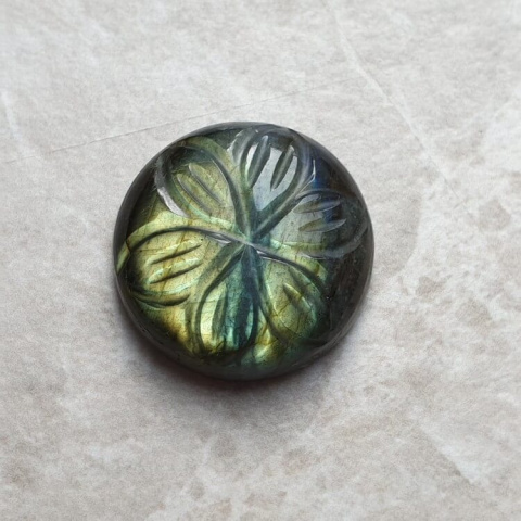 Labradorite cabochon carved fi 21 mm no. 141 Labradorite cabochon carved fi 21 mm no. 141