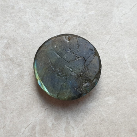 Labradorite cabochon carved fi 21 mm no 202 Labradorite cabochon carved fi 21 mm no 202