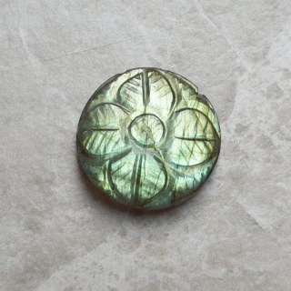 Labradorite cabochon carving fi 22 mm no. 146