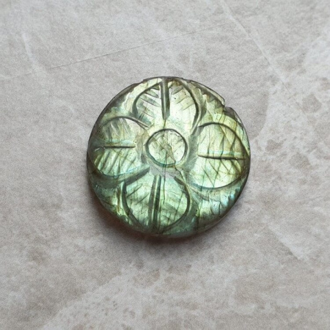 Labradorite cabochon carving fi 22 mm no. 146 Labradorite cabochon carving fi 22 mm no. 146