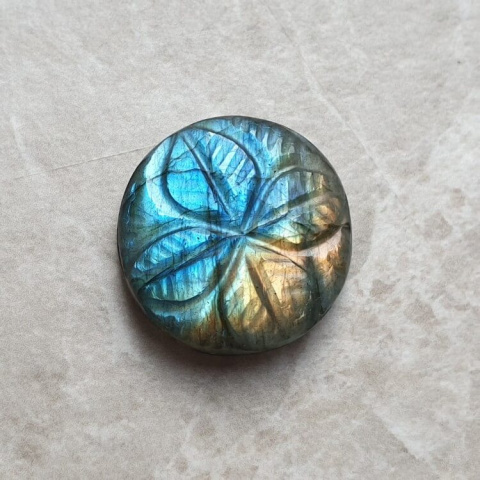 Labradorite cabochon carved fi 22 mm no. 153 Labradorite cabochon carved fi 22 mm no. 153